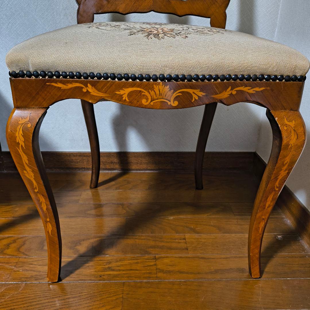 イタリア製 クラシック木製ダイニングチェア 刺繍