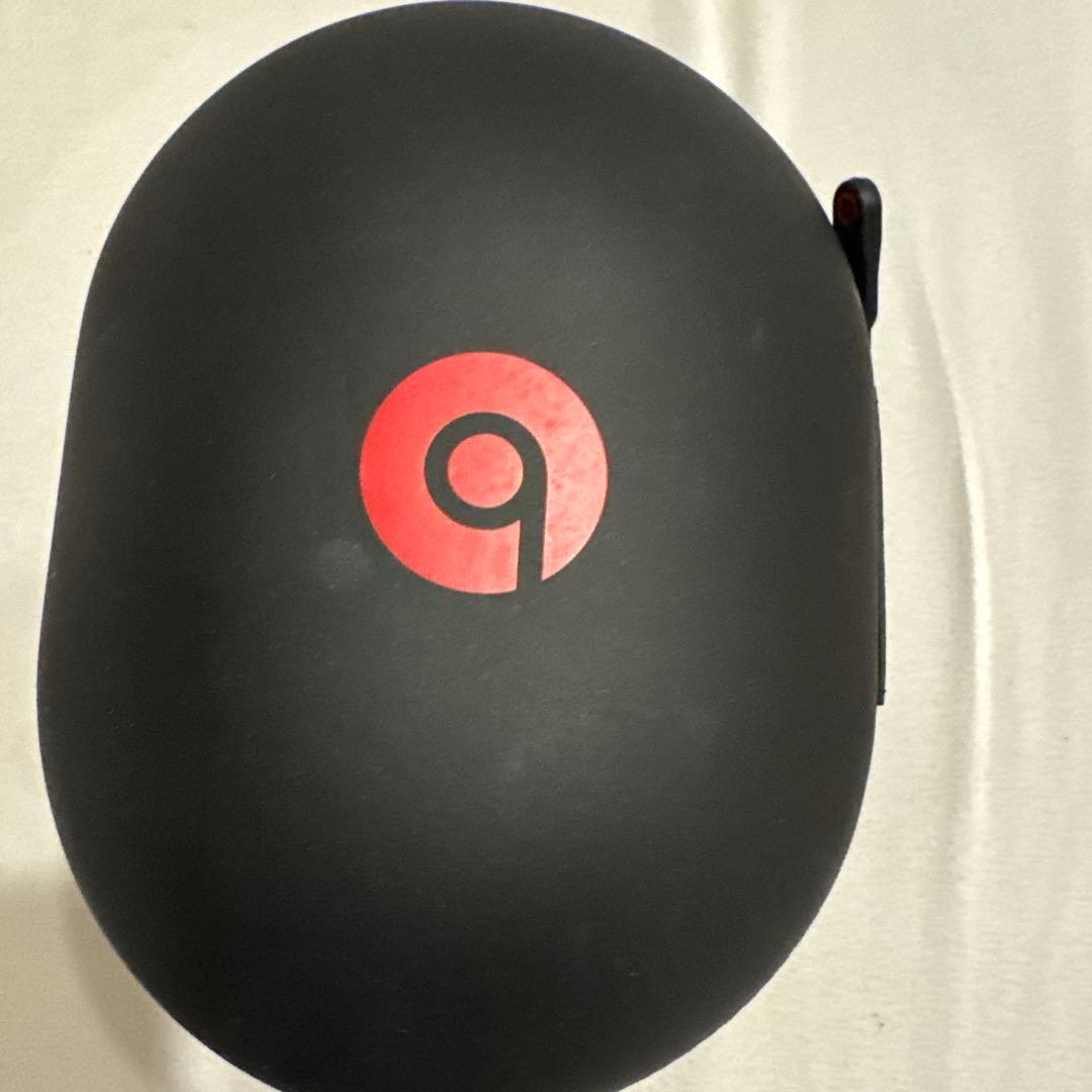 Beats ワイヤレスヘッドホン レッド