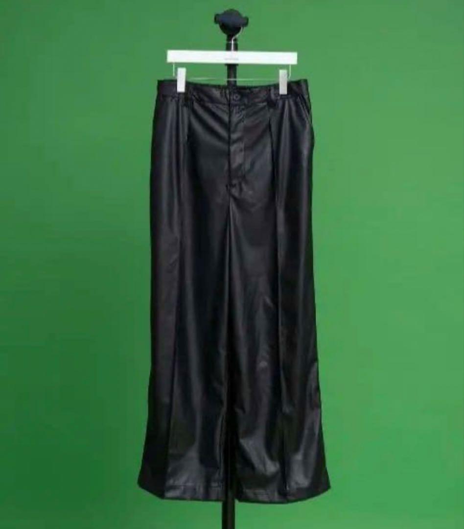 ロイヤルレザーワンタックイージーワイドパンツ【MAISON SPECIAL】