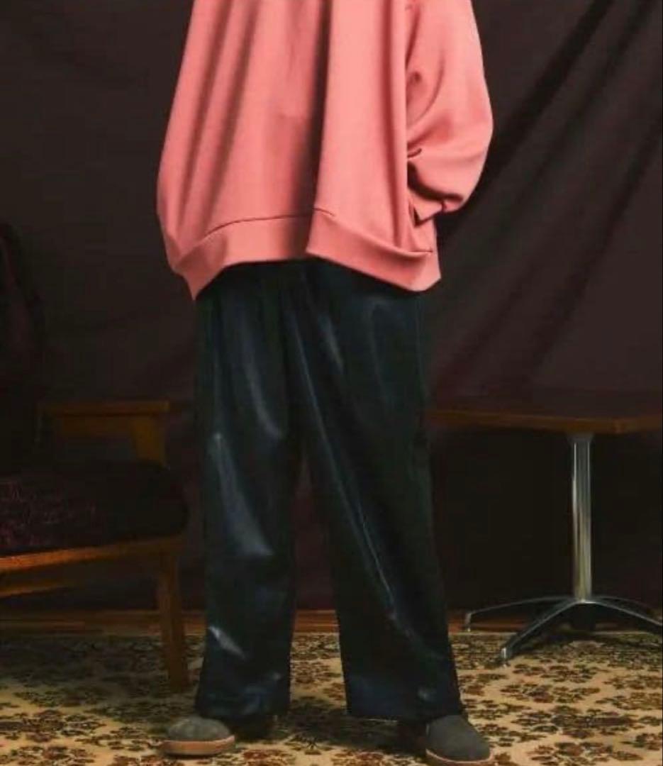 ロイヤルレザーワンタックイージーワイドパンツ【MAISON SPECIAL】