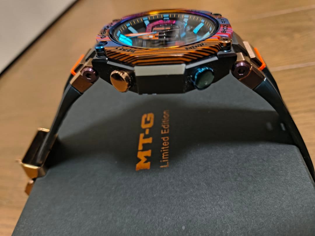 G-SHOCK【MTG-B2000XMG-1AJR】MT-G 限定版マルチカラー