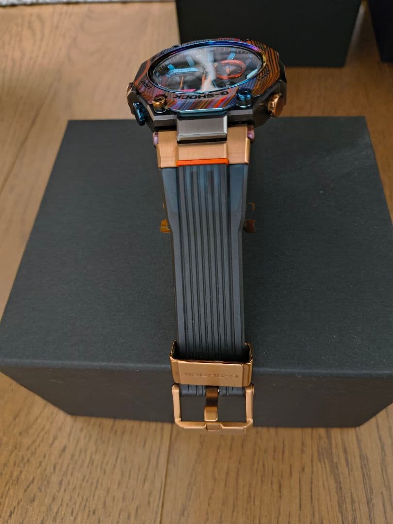 G-SHOCK【MTG-B2000XMG-1AJR】MT-G 限定版マルチカラー