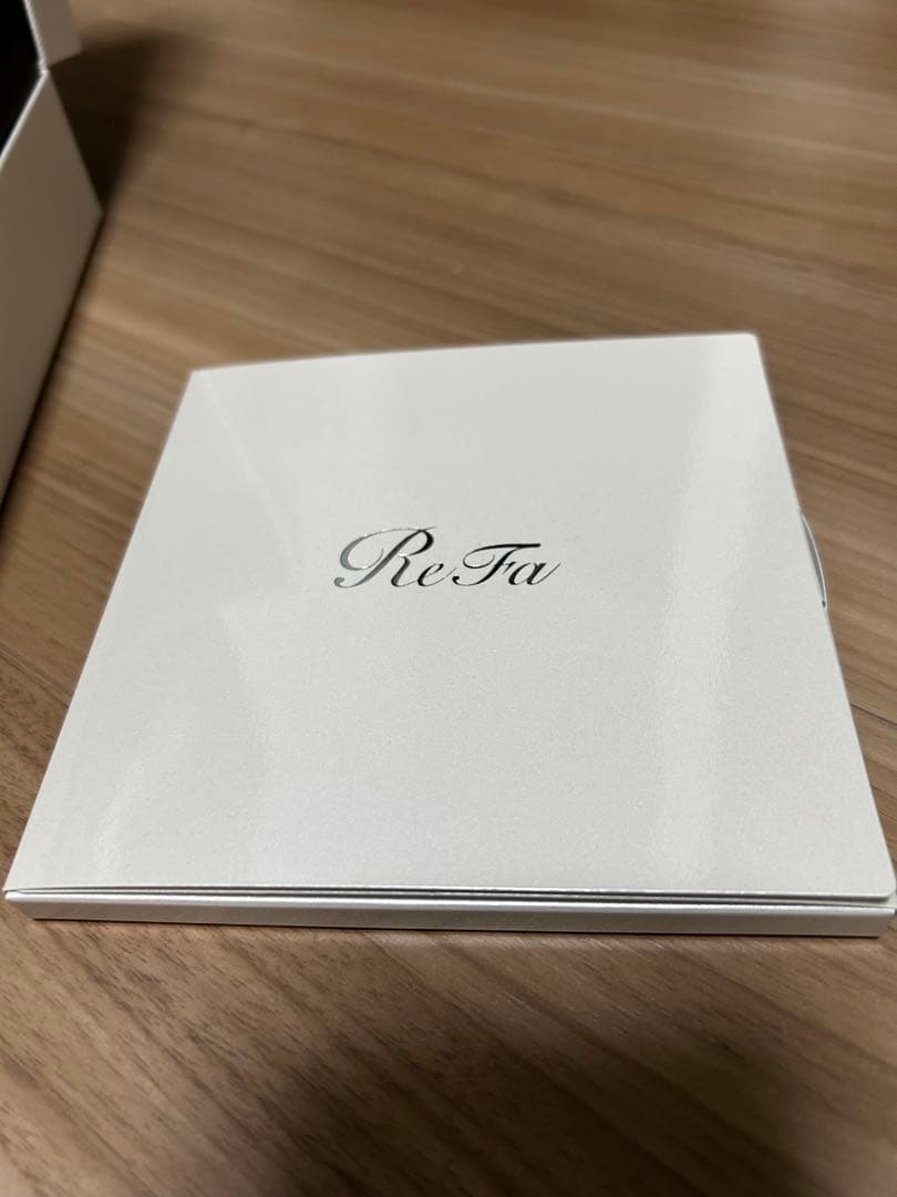 【Dプライス】新品　正規品　ReFa CARAT RAY