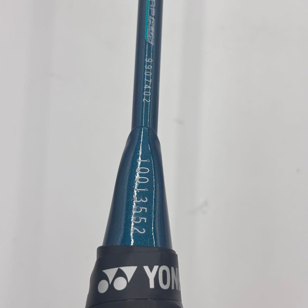 美品　NANOFLARE800 GAME バドミントンラケット