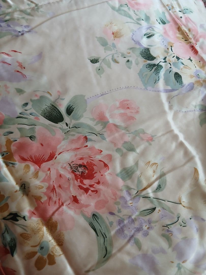 真綿 正絹 シルク 花柄 掛け布団　カバー付