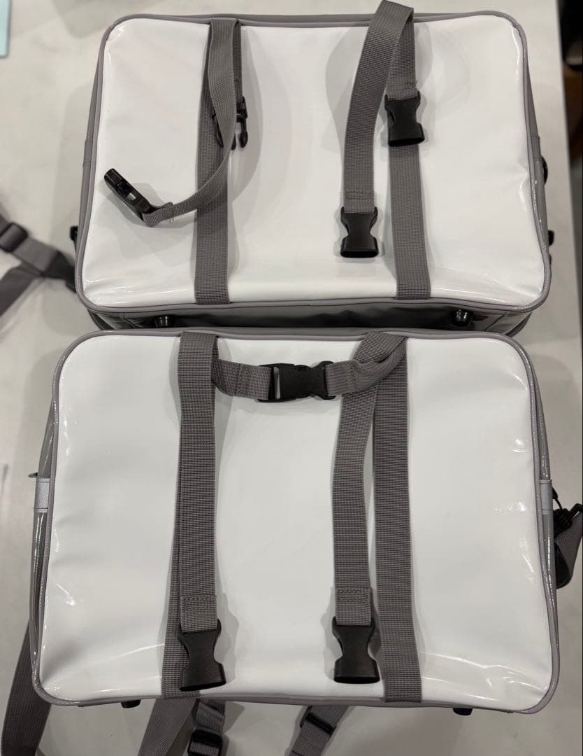 ゆるキャン△ リンちゃんのサイドバッグ 2個セット アタッチメント付