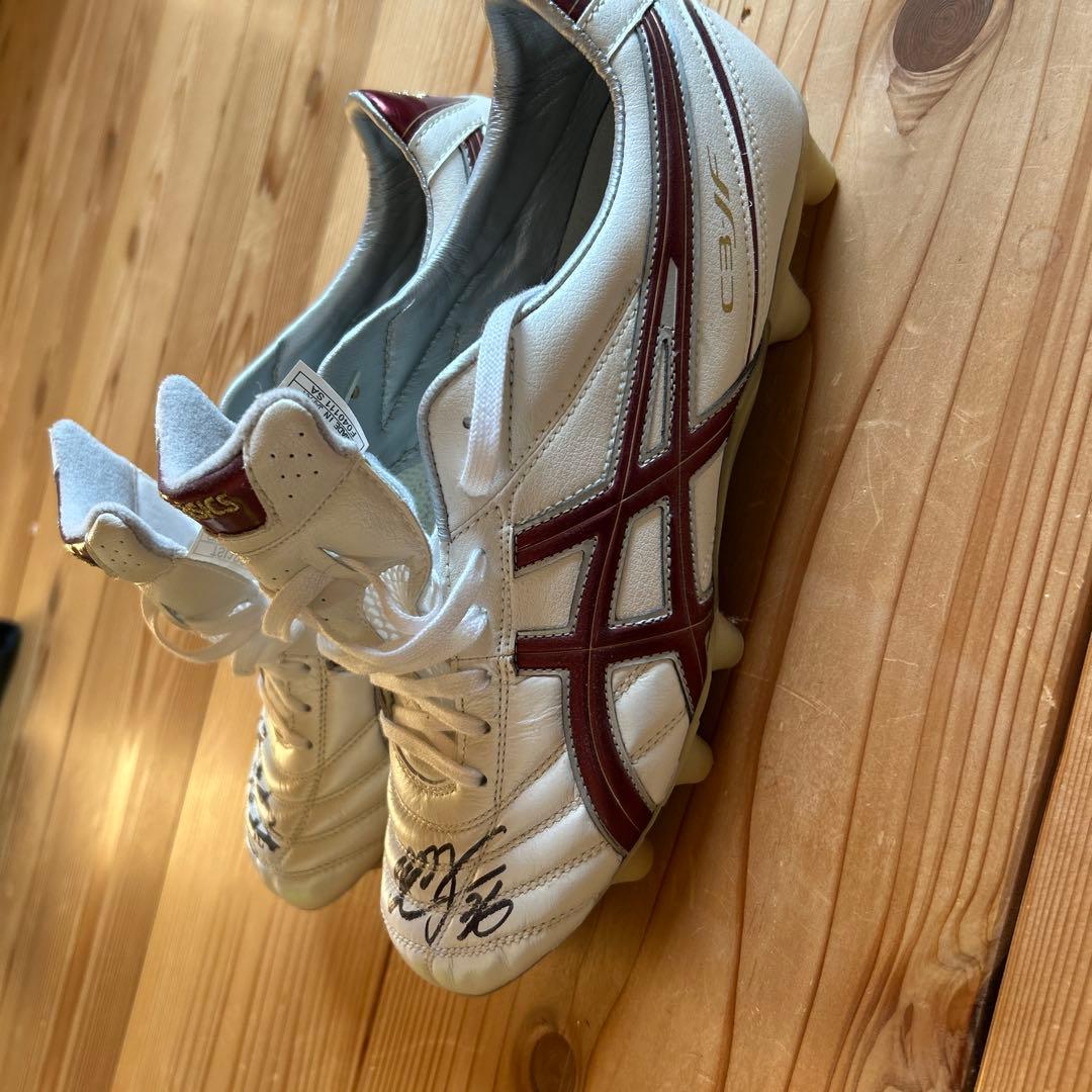 asics アシックスのC3-JFパールホワイト×ワインレッド