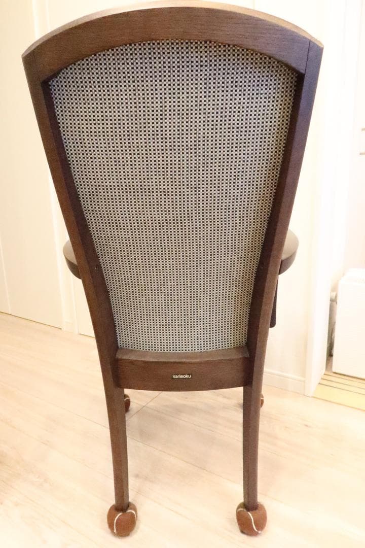 カリモク ダイニングチェアー肘付 フランシス CT7800CK ブラウン色 美品