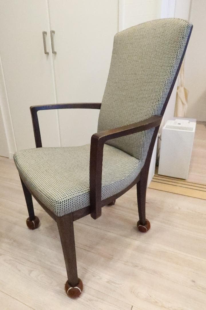 カリモク ダイニングチェアー肘付 フランシス CT7800CK ブラウン色 美品