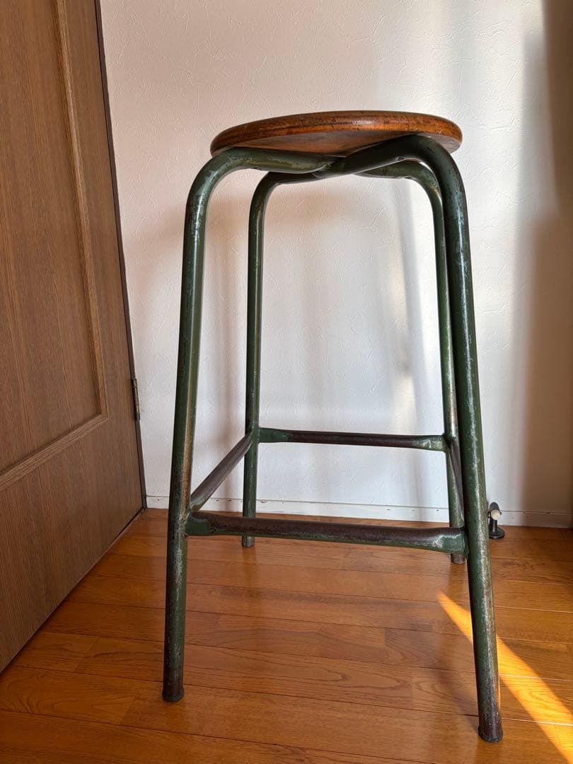 ⭐︎found ヨーロッパアンティーク　スツール椅子⭐︎