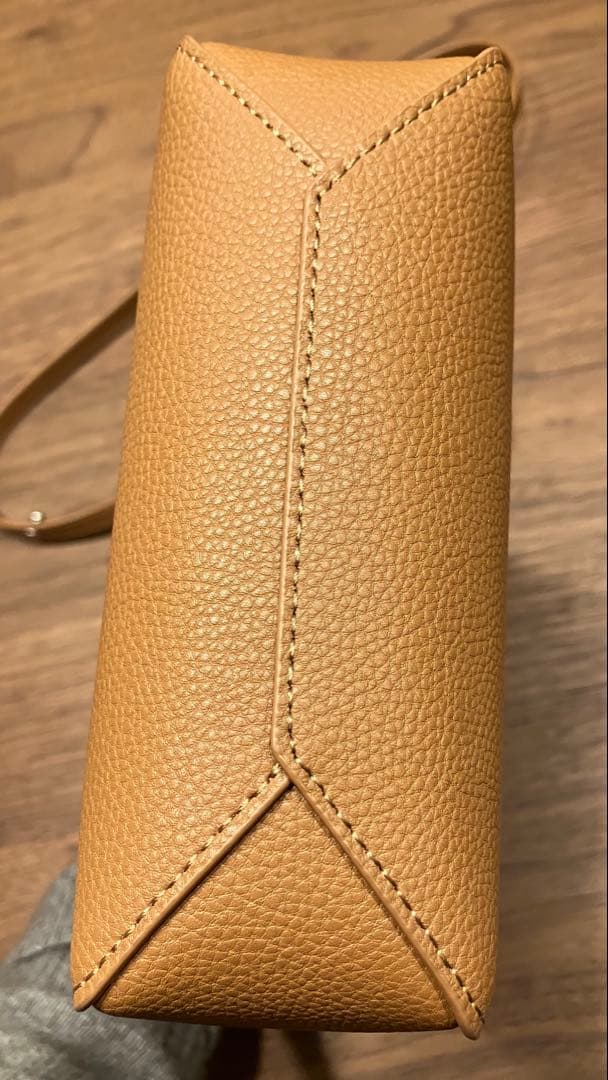 ★ minami ★ORCIVAL レザーショルダーバッグ