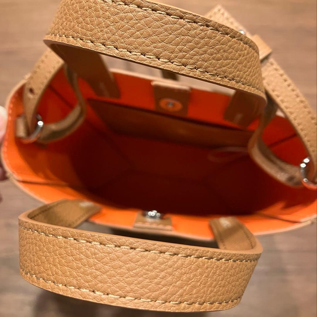 ★ minami ★ORCIVAL レザーショルダーバッグ