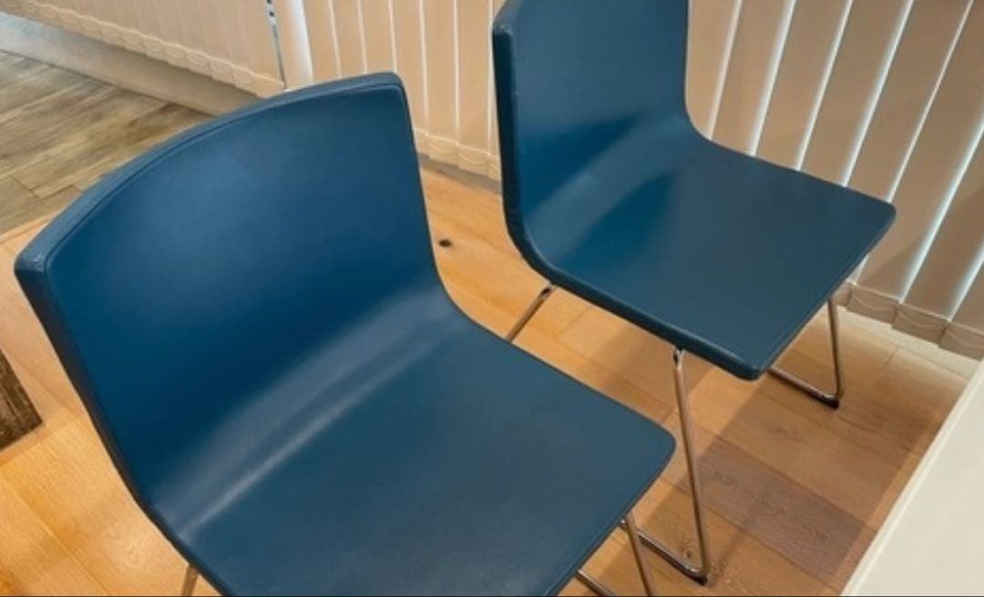 IKEA イケア TORSBY ダイニングテーブル (チェアなし)