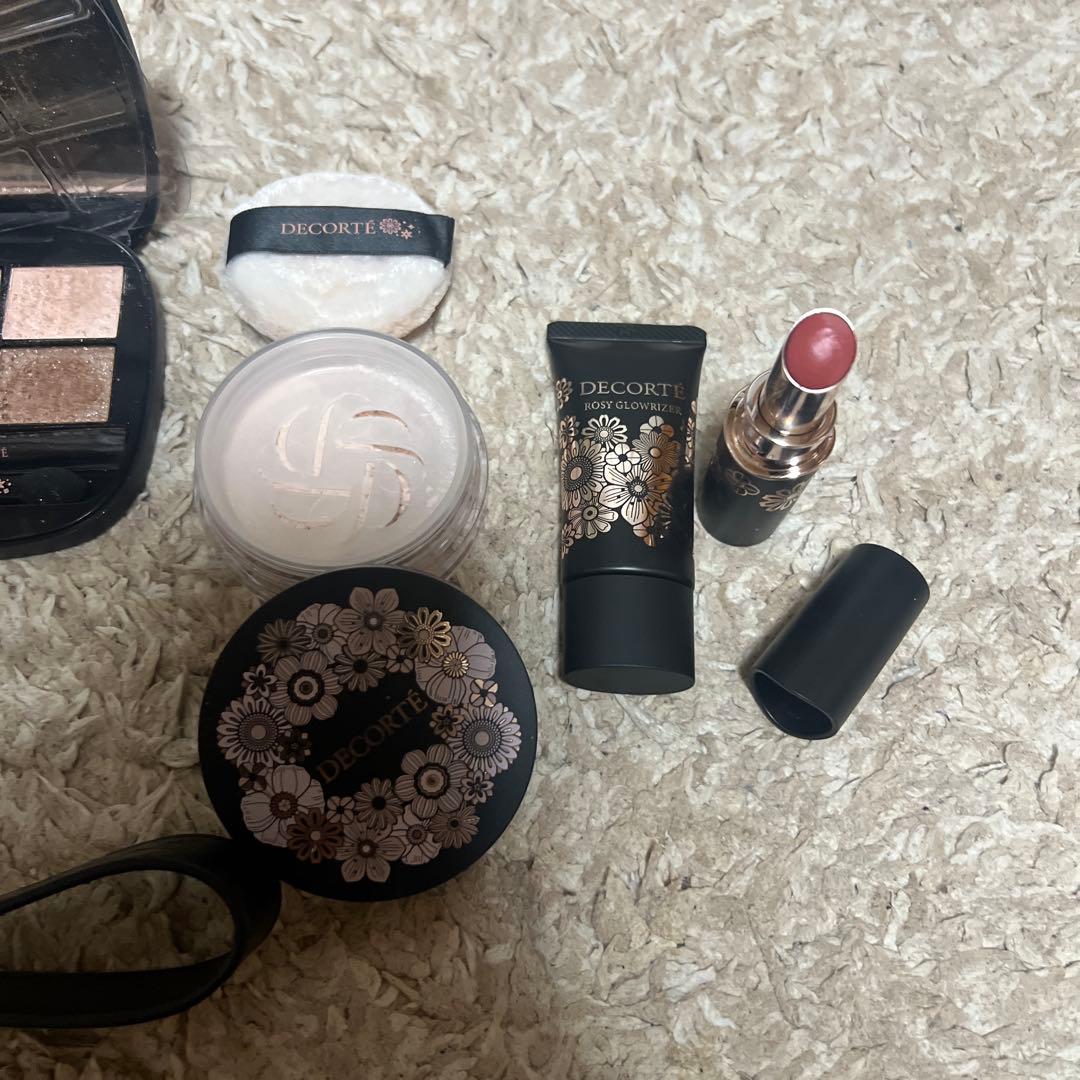 2/7限定発売コスメデコルテ　クリスマスコフレセット