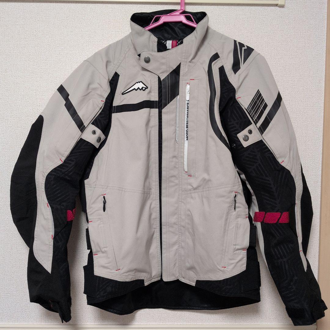 クシタニ　アロフトショートジャケット