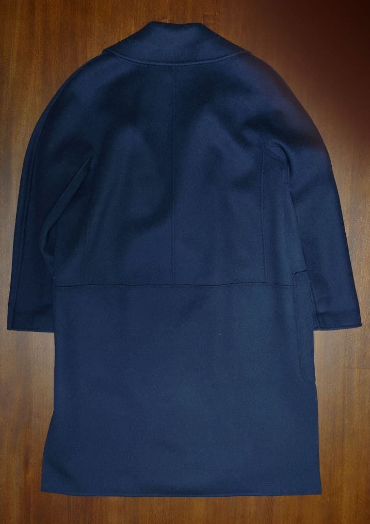 S MaxMaraのチェスターコート　ネイビーブルー　サイズ42