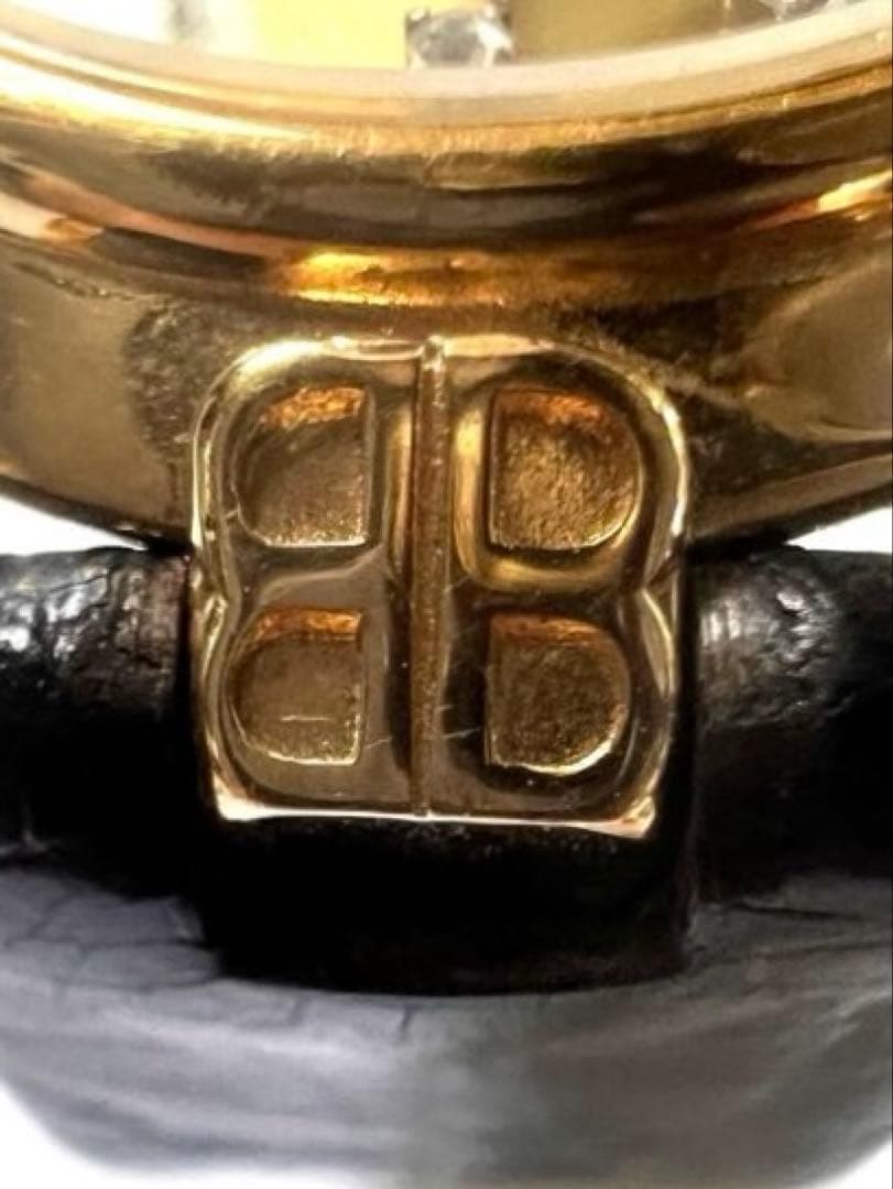 超レア品❗️BALENCIAGA レディースゴールド ブラック 腕時計