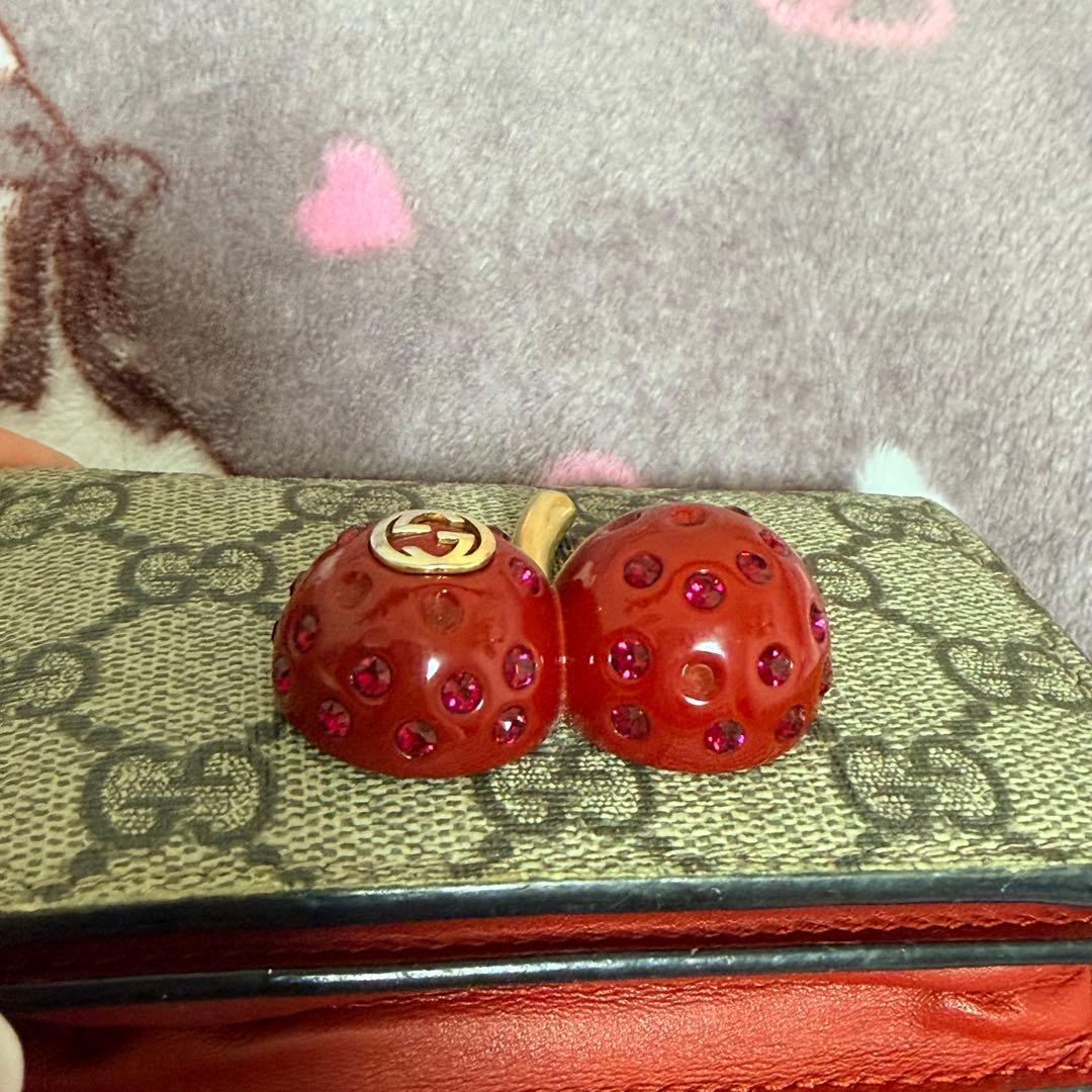 GUCCI チェリー装飾 二つ折り財布 グッチ