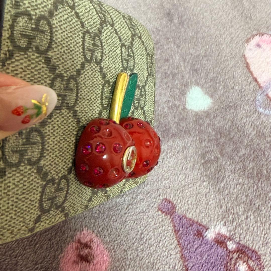 GUCCI チェリー装飾 二つ折り財布 グッチ