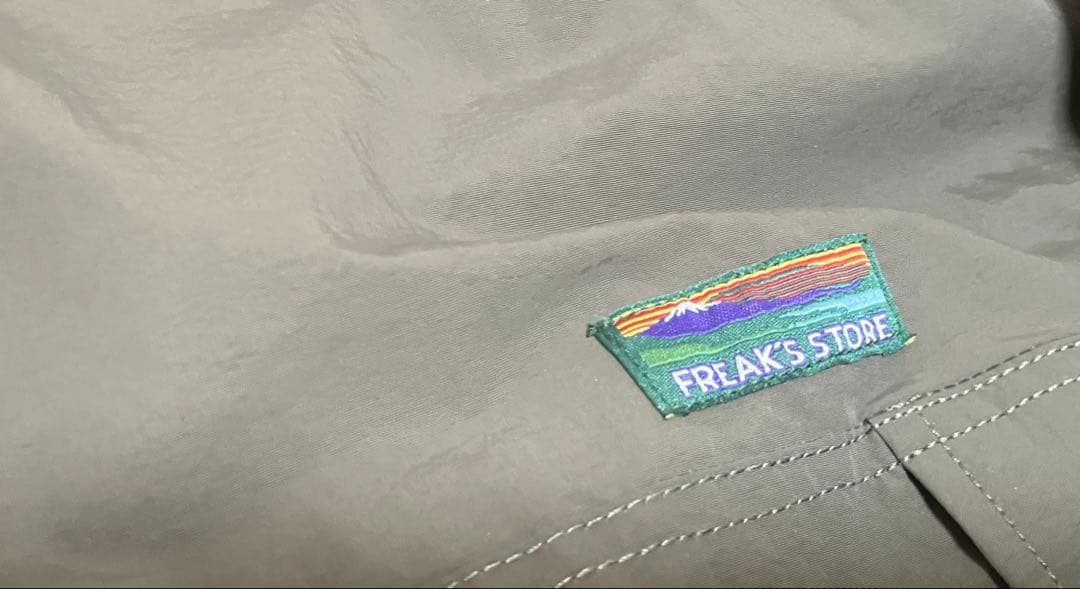 本日値下げ　FREAK'S STORE ボアリバーシブルフーディー 冬アウター