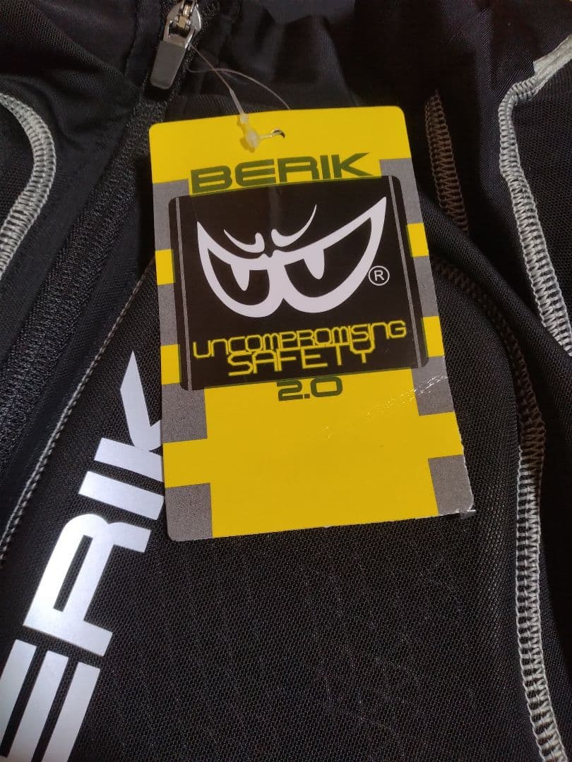 新品 BERIK ベリック メッシュプロテクター 52サイズXL相当