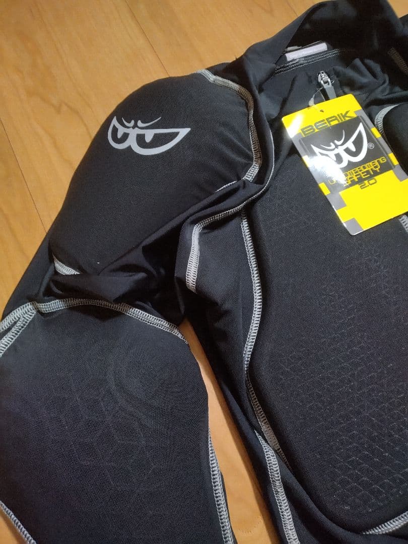 新品 BERIK ベリック メッシュプロテクター 52サイズXL相当