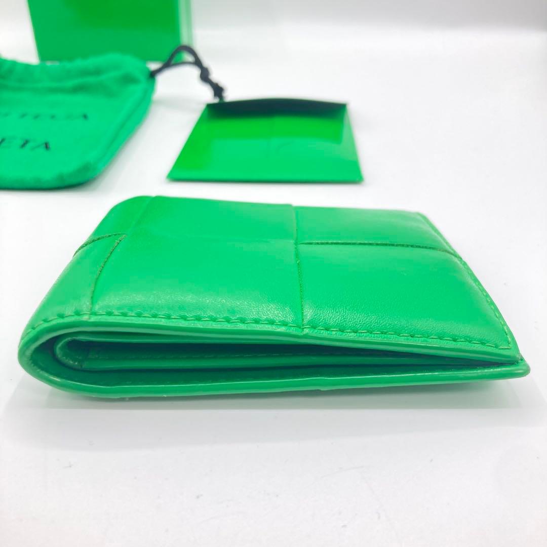 ボッテガヴェネタ カセット パラキートグリーン