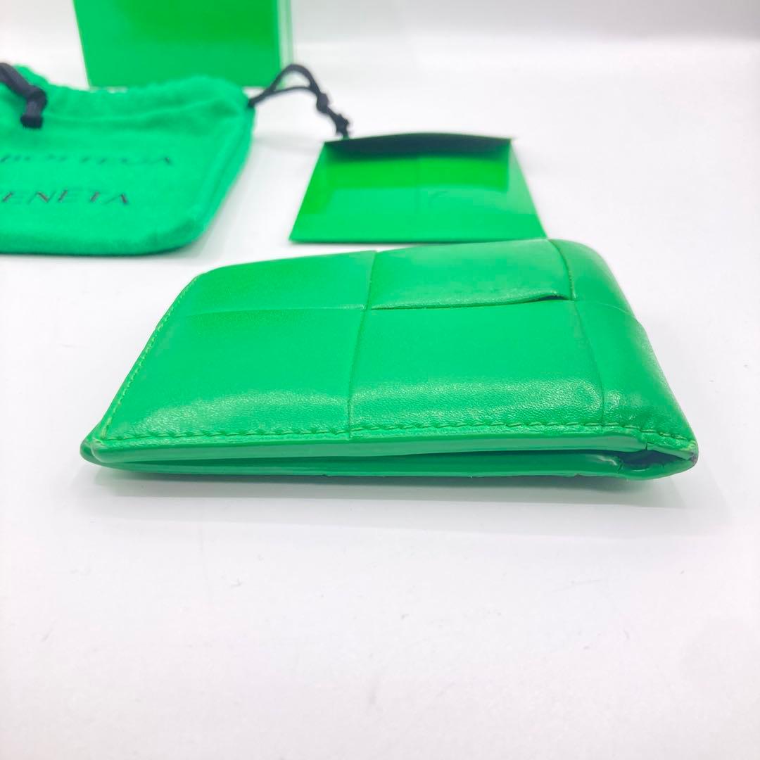 ボッテガヴェネタ カセット パラキートグリーン