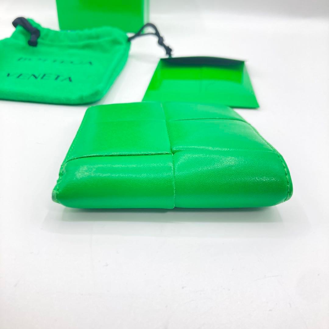 ボッテガヴェネタ カセット パラキートグリーン