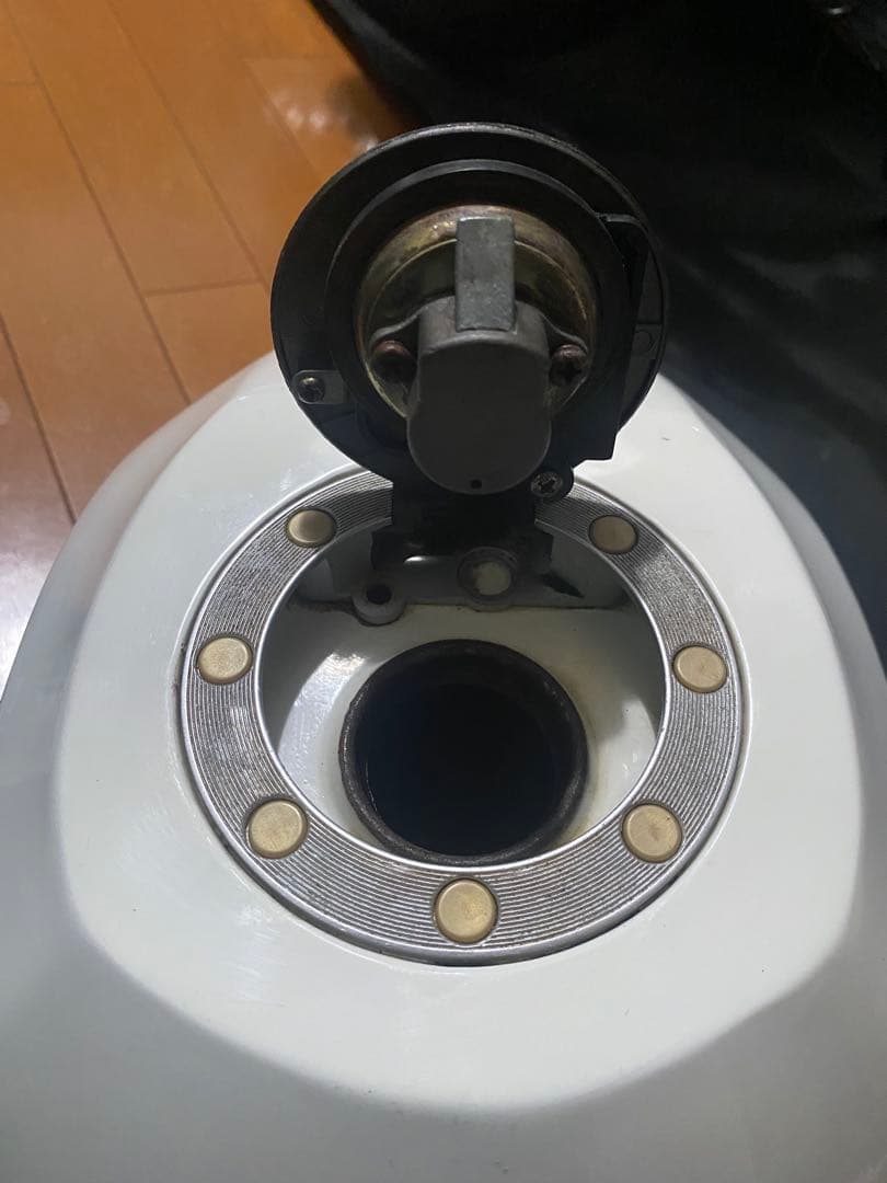 エイプ100 社外タンク