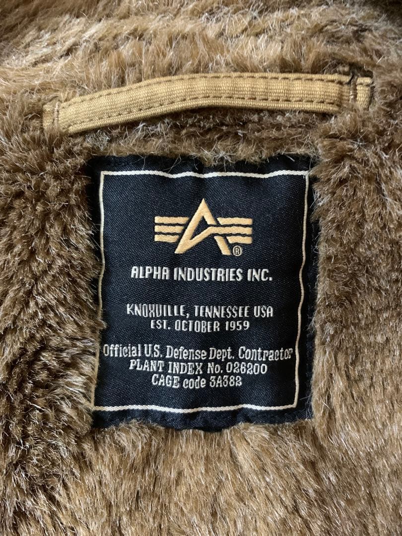N1デッキジャケット ALPHA INDUSTRIES INC.