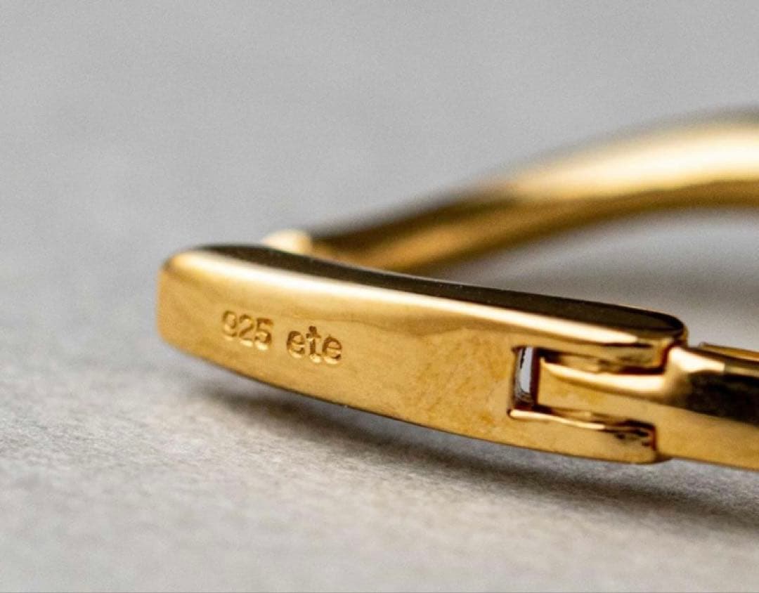 ete ハグピアス ゴールド