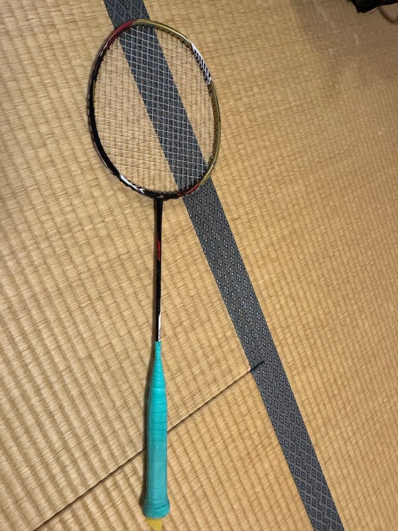 ヨネックスバドミントン　ナノフレア1000z LD Force ナノレイ900