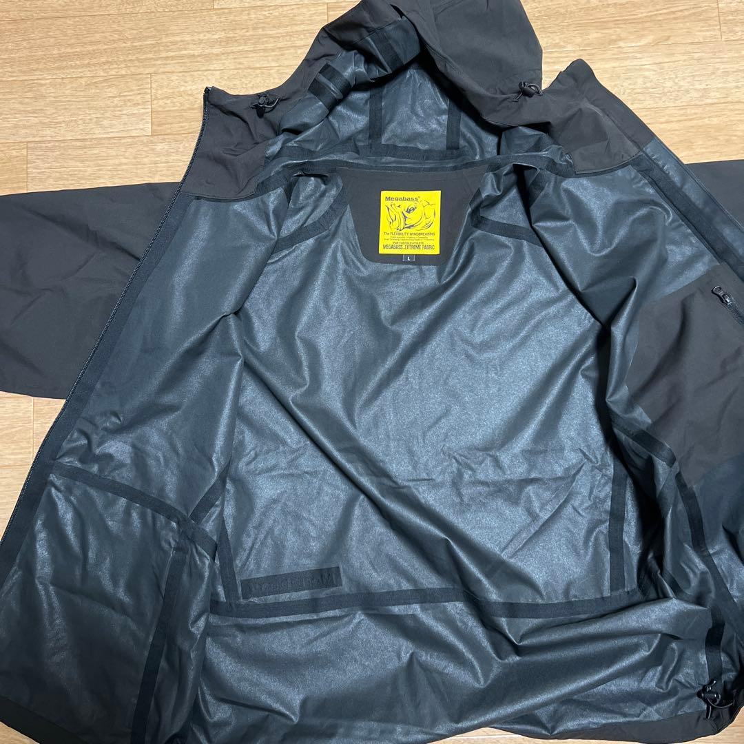 メガバス　ウィルダネスジャケット　ブラック　Ｌサイズ