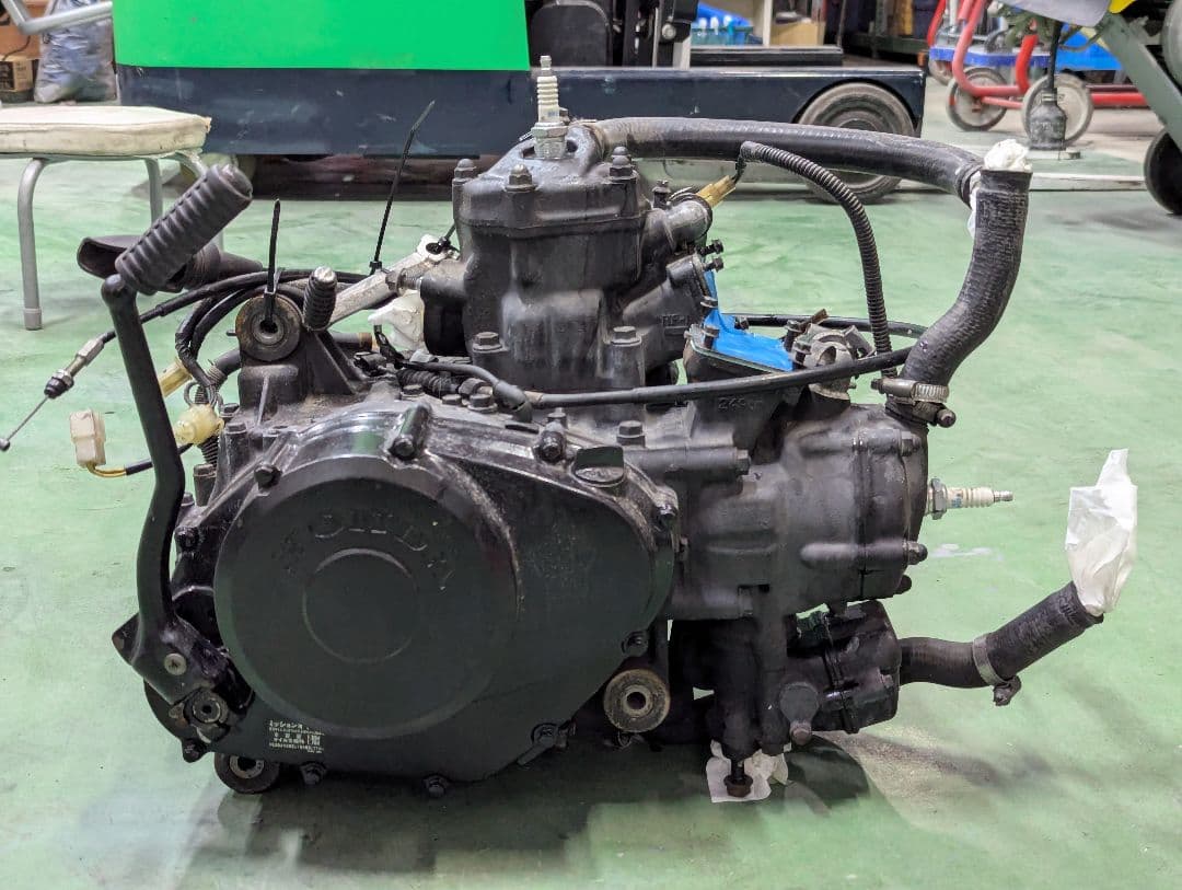 MC11 NS250R 　エンジン　2st