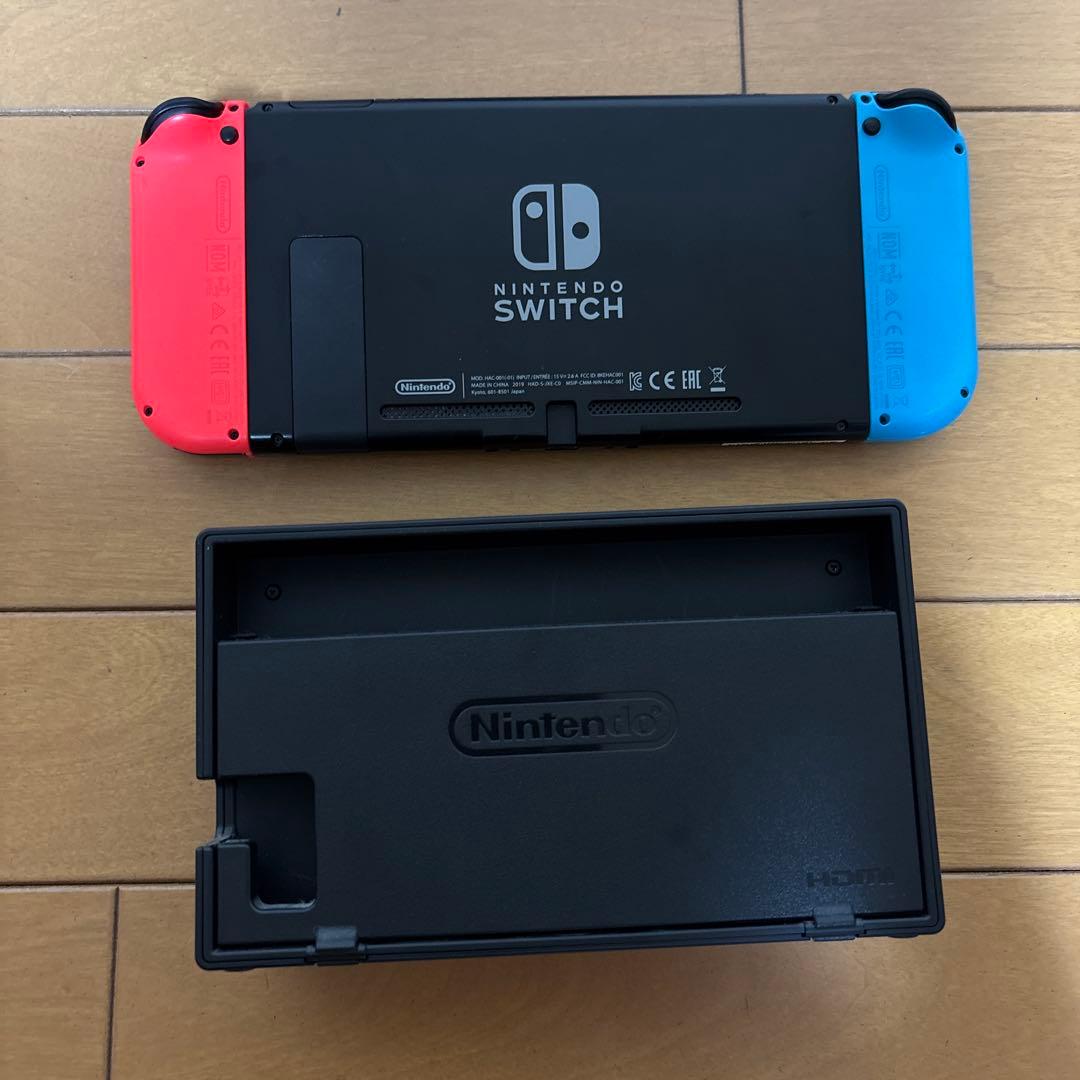 Nintendo Switch本体、マリオU、Joy-Con3組、microSD