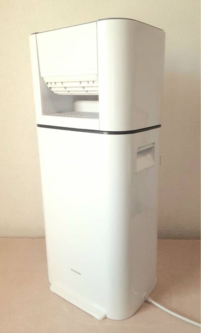 アイリスオーヤマ 衣類乾燥除湿機 IJD-150