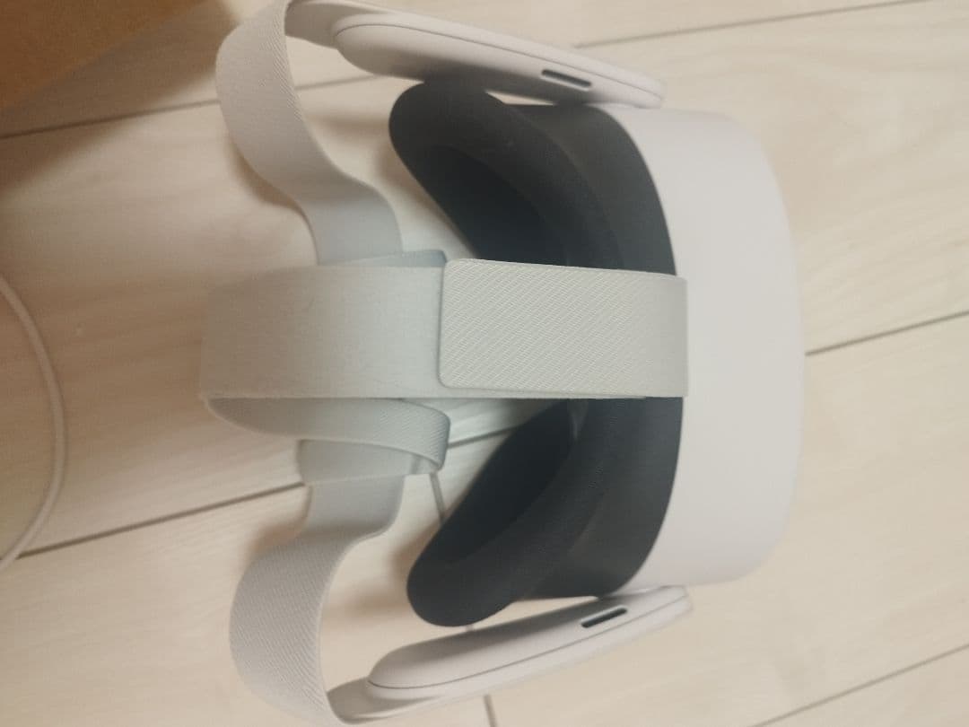 【美品】 Quest 3S 128GB VRヘッドセット