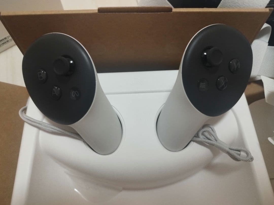 【美品】 Quest 3S 128GB VRヘッドセット