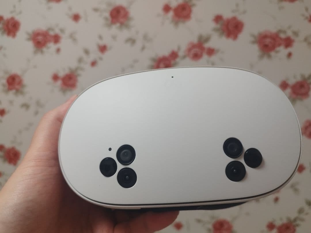 【美品】 Quest 3S 128GB VRヘッドセット