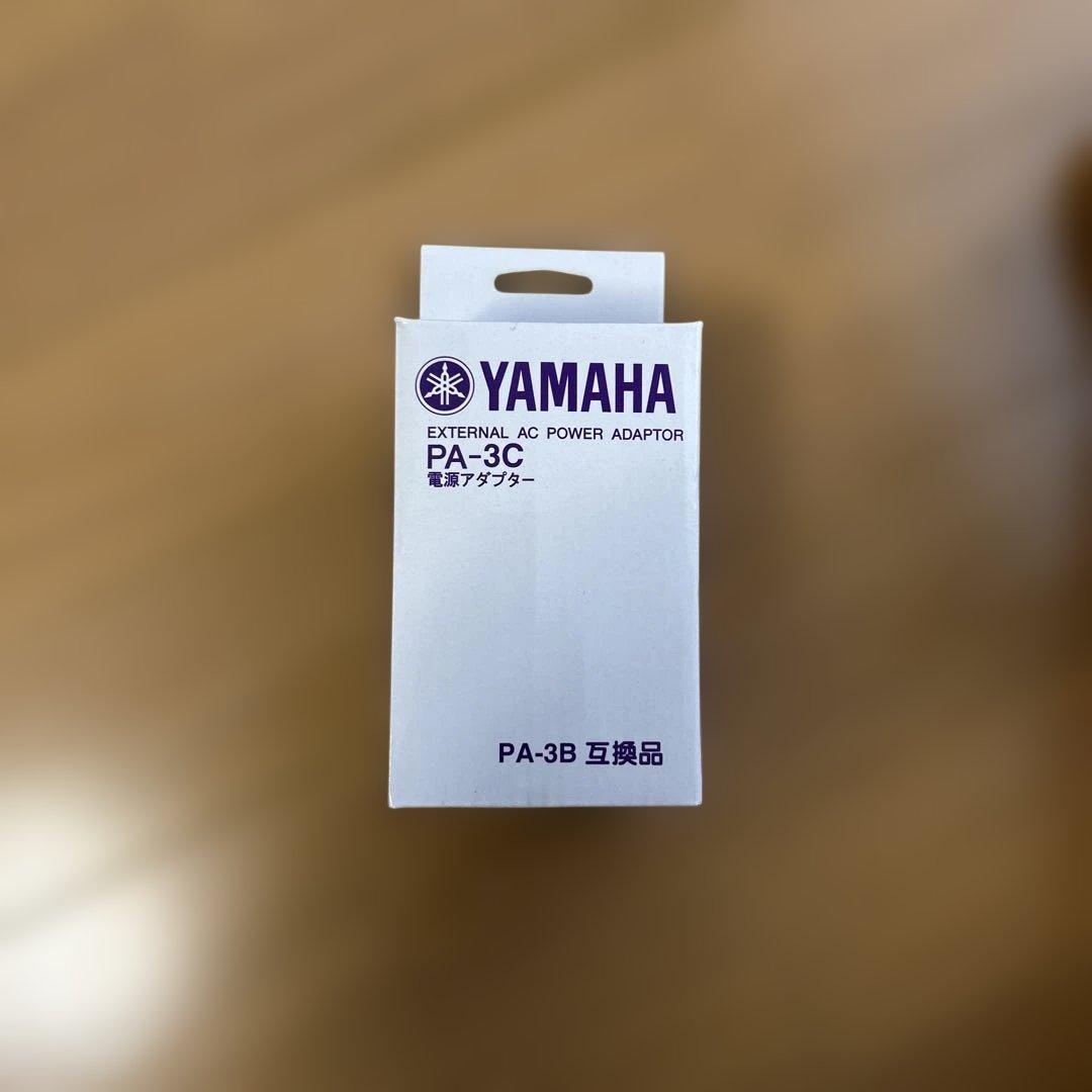 YAMAHA piaggero NP-12WH 61鍵　譜面台付き