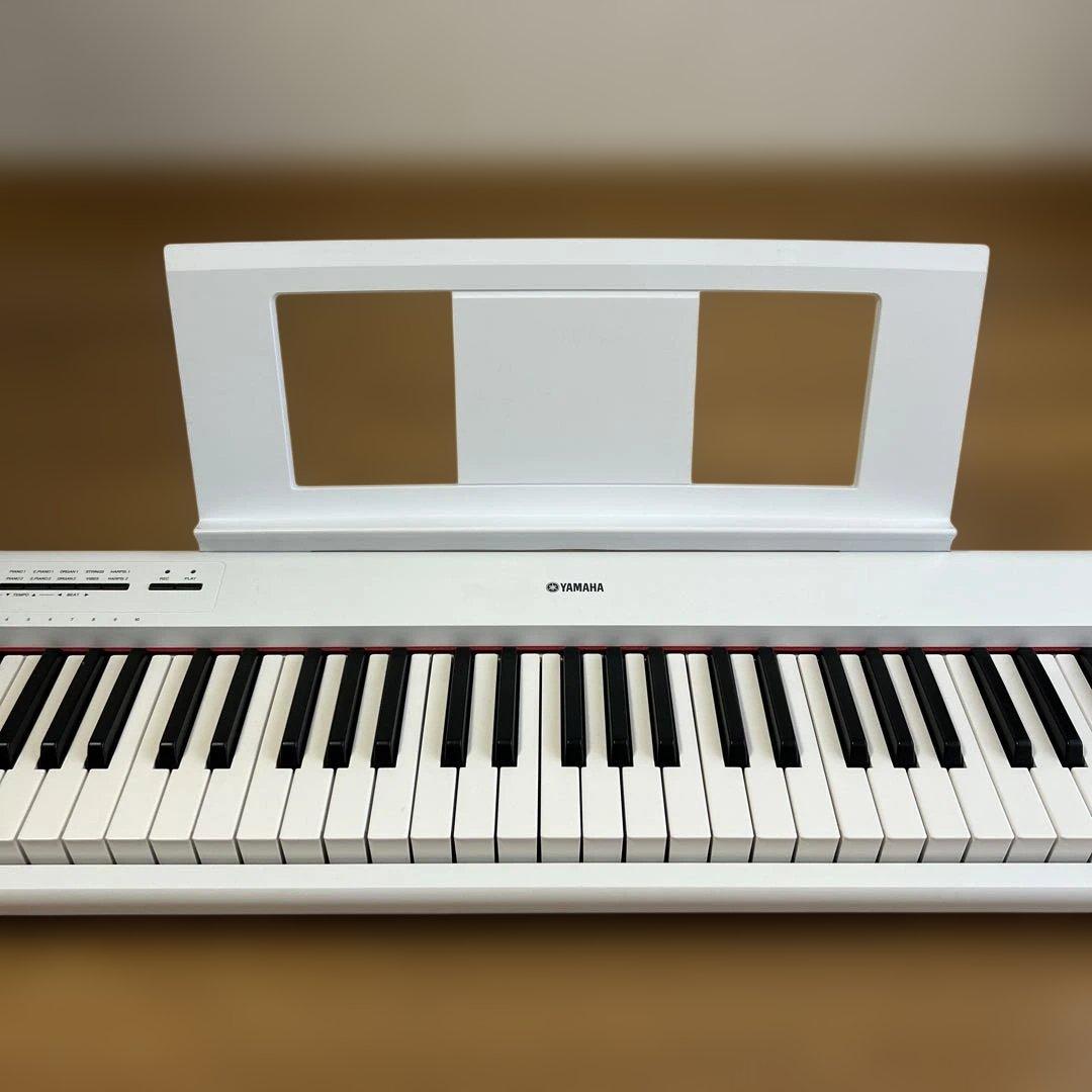YAMAHA piaggero NP-12WH 61鍵　譜面台付き