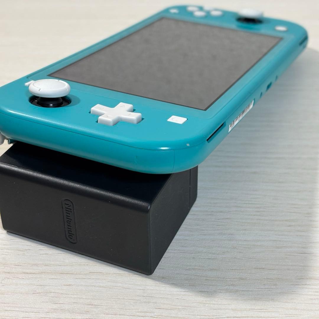 Switchライト ターコイズブルー 本体 充電器付き