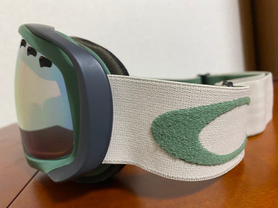 オークリーゴーグル クローバー　美品グリーン系 ミラーレンズ希少