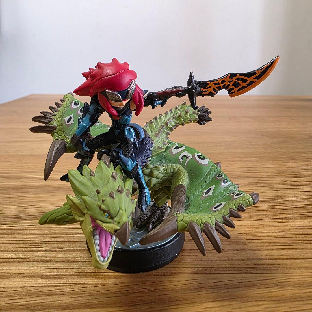 モンスターハンター amiibo アミーボ リオレイア＆シュヴァル