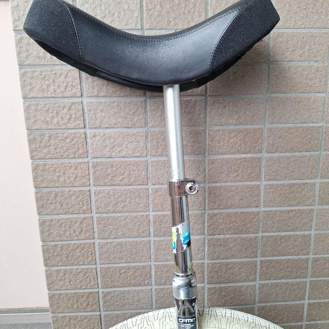 一輪車 ２０インチ