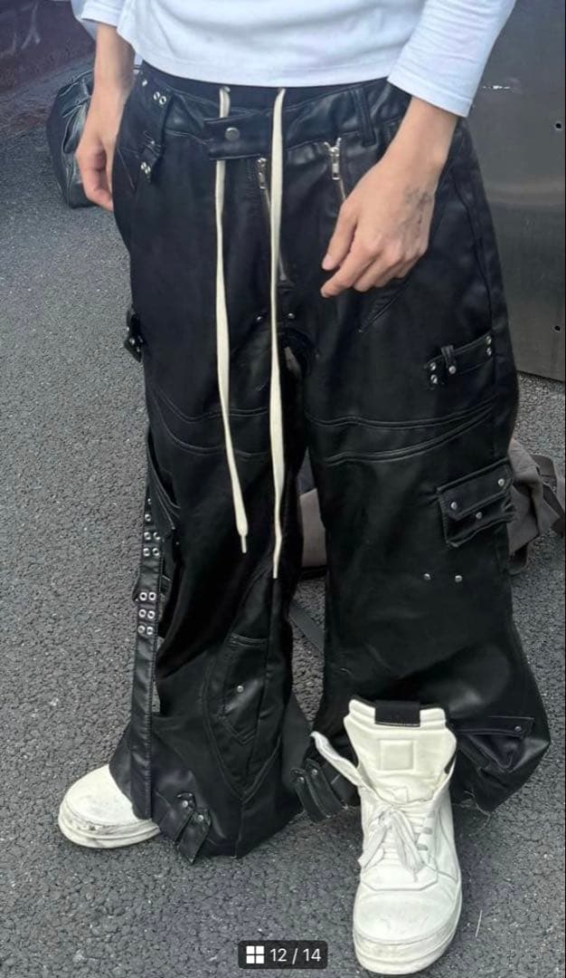 パンツ cozyworldwide LEATHER CARGO PANTS