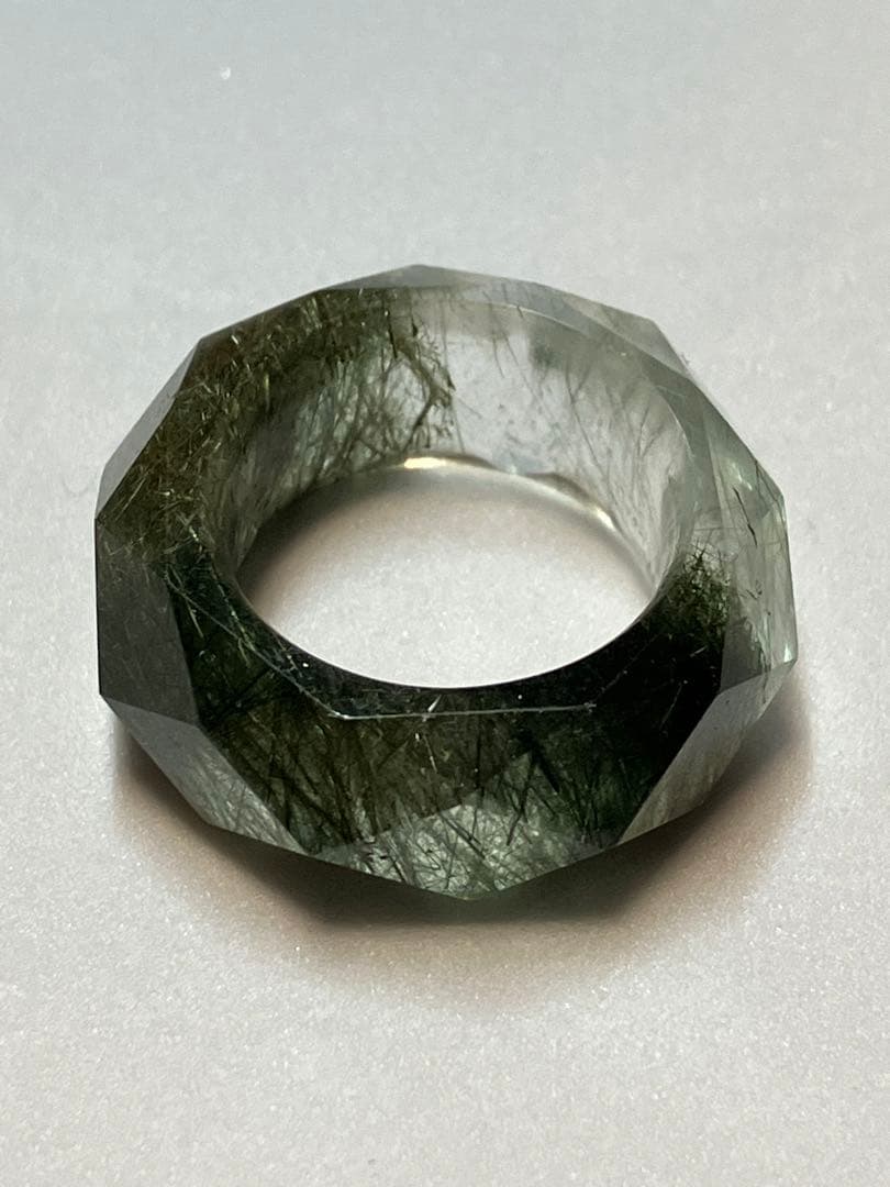 ガネッシュヒマール　ラパ産　アクチノライトインクオーツリング　7〜8号