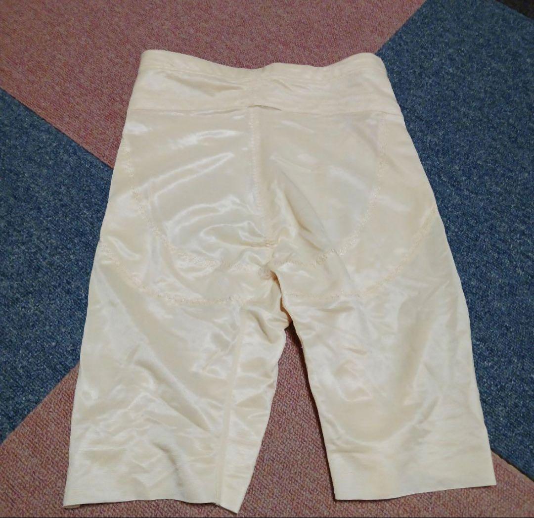 美品　FOUR SIS & CO. ブライダルインナーD75/76 美品セット