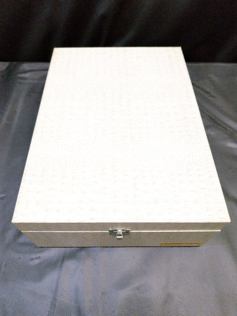 カガミクリスタル デキャンタ＋グラス2個セット 箱付き デカンタ　M2833